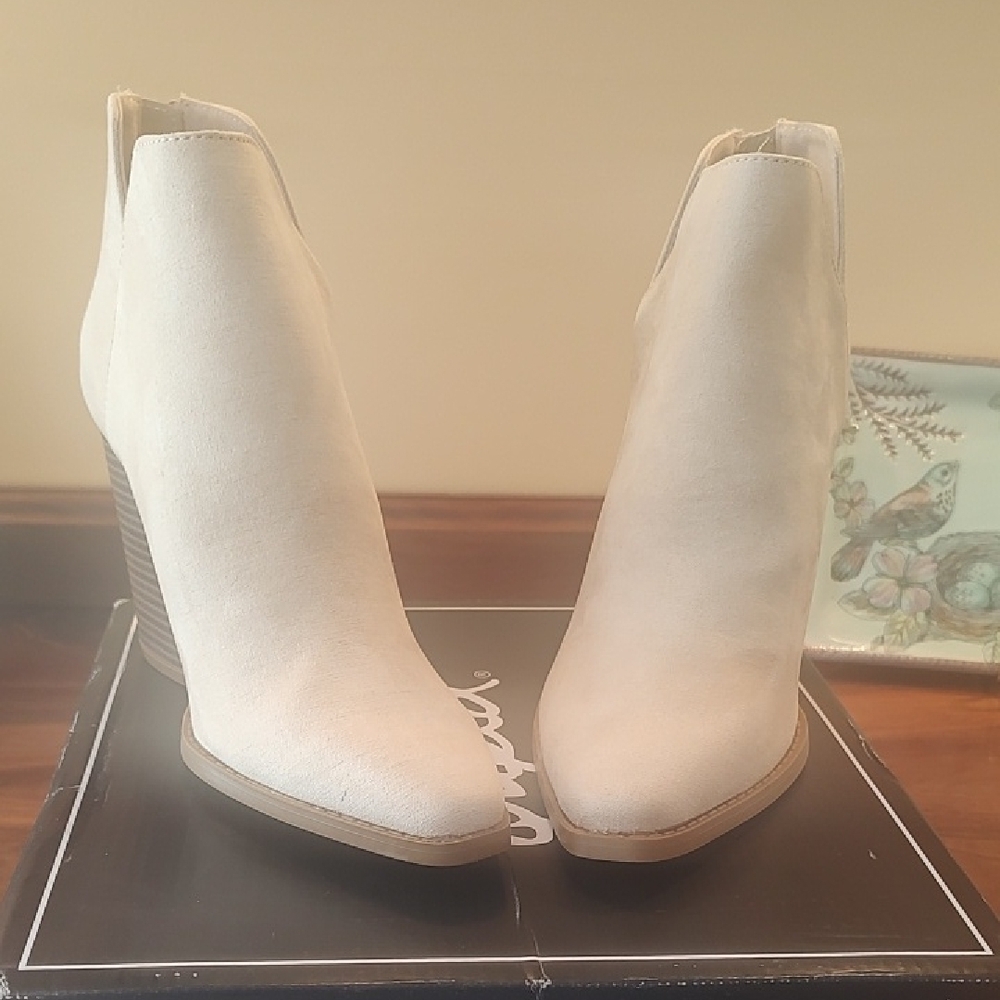Boohoo Cream Ankle Boots for Women